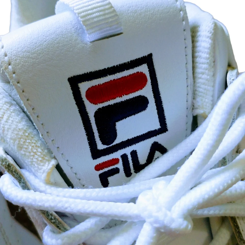 FILA Disruptor Il Logo Tape Shoes - Picture 2 of 15